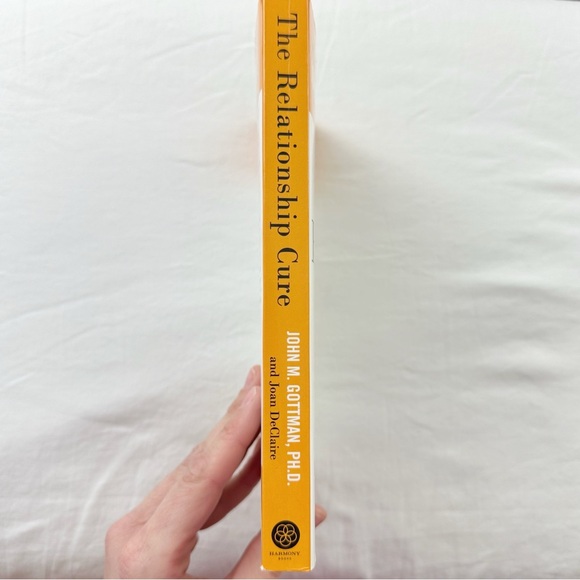 The Relationship Cure by John M. Gottman Book Paperback Non Fiction - Picture 2 of 3